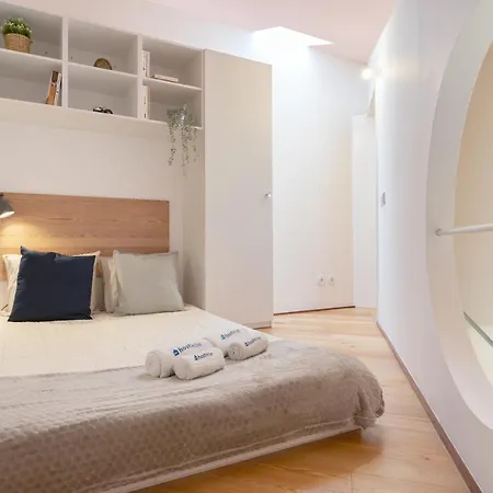 Host Wise - Quiet Colourful House - Garden Πόρτο