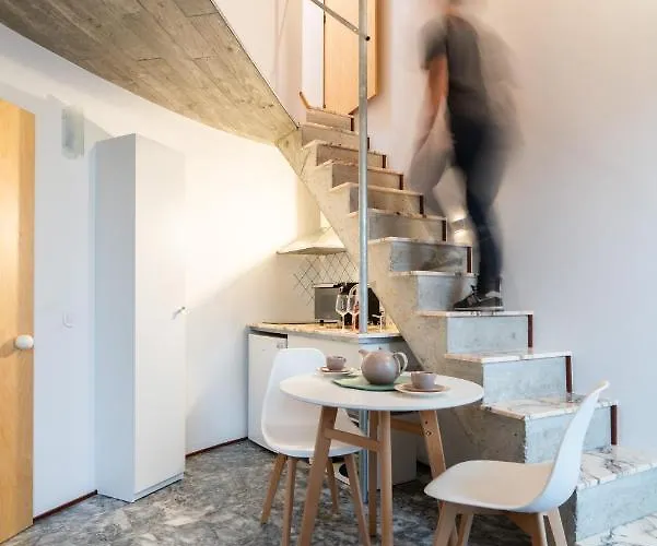 Host Wise - Quiet Colourful House - Garden Lejlighed Porto