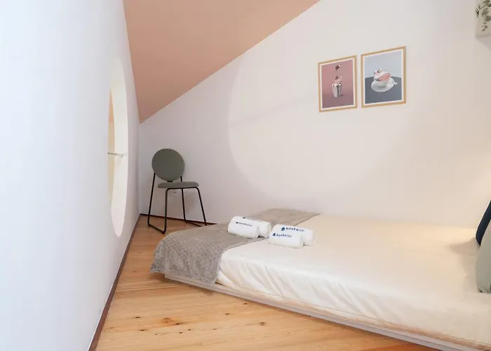 Lejlighed Host Wise - Quiet Colourful House - Garden