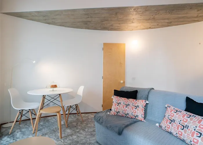 Lejlighed Host Wise - Quiet Colourful House - Garden *