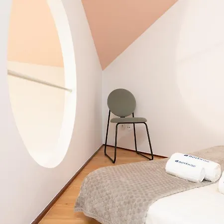 Host Wise - Quiet Colourful House - Garden Apartamento